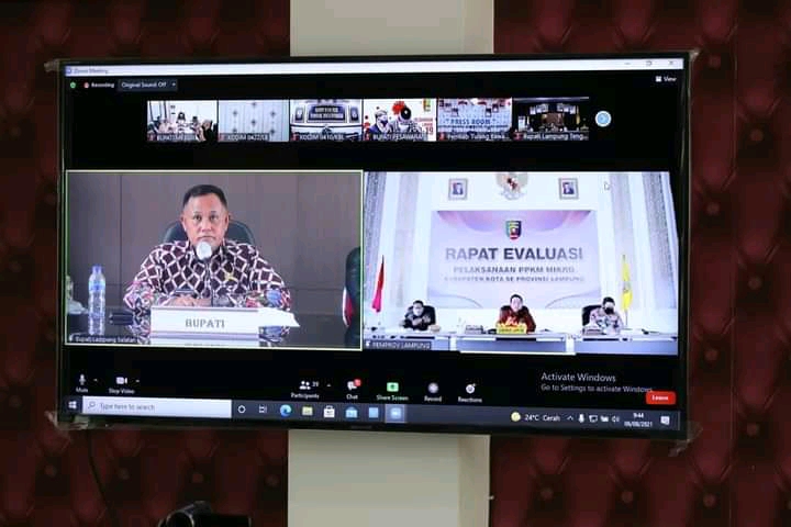 Bupati Lampung Selatan Ikuti Rapat Evaluasi Pelaksanaan PPKM Mikro Kabupaten/Kota di Provinsi Lampung