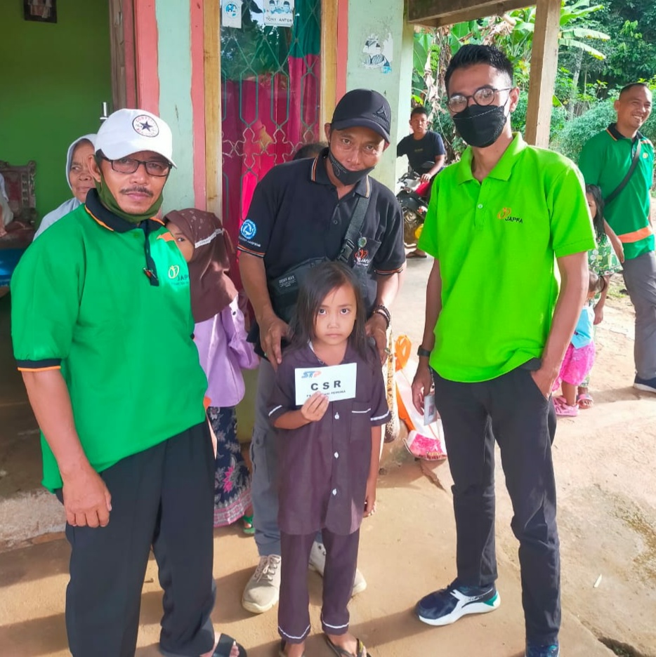 PT.Suri Tani Pemuka (Japfa) Compeed Indonesia Salurkan CSR Kepada Warga Desa Sukajaya